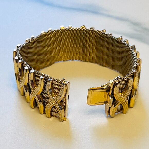 RARE Vintage 1960s Articulated Gold-tone Cuff Bracelet Hallmark "Cross 1961" - Picture 4 of 8